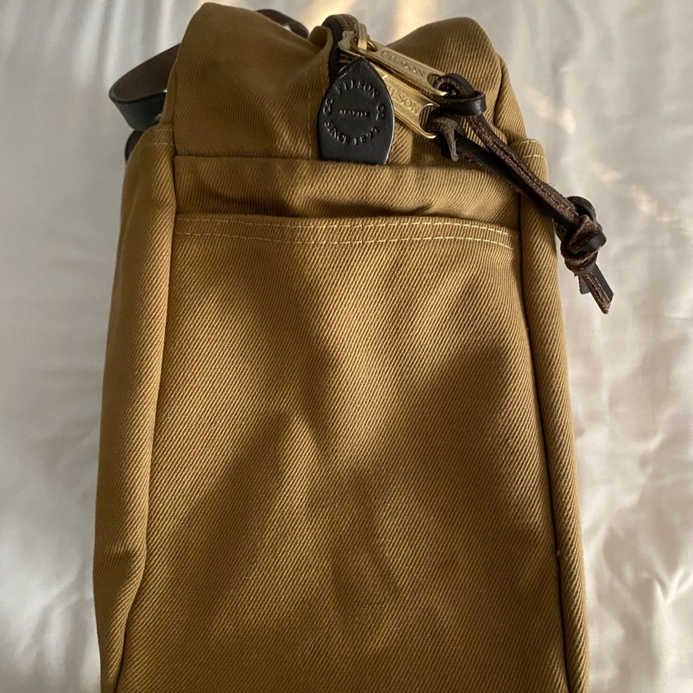 Filson zipper tote bag for sale - Picture 7 of 9